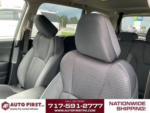 Used 2019 Subaru Forester Premium w/ All-Weather Package AWD/4WD image 7