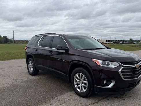 Used 2020 Chevrolet Traverse LT FWD image 9