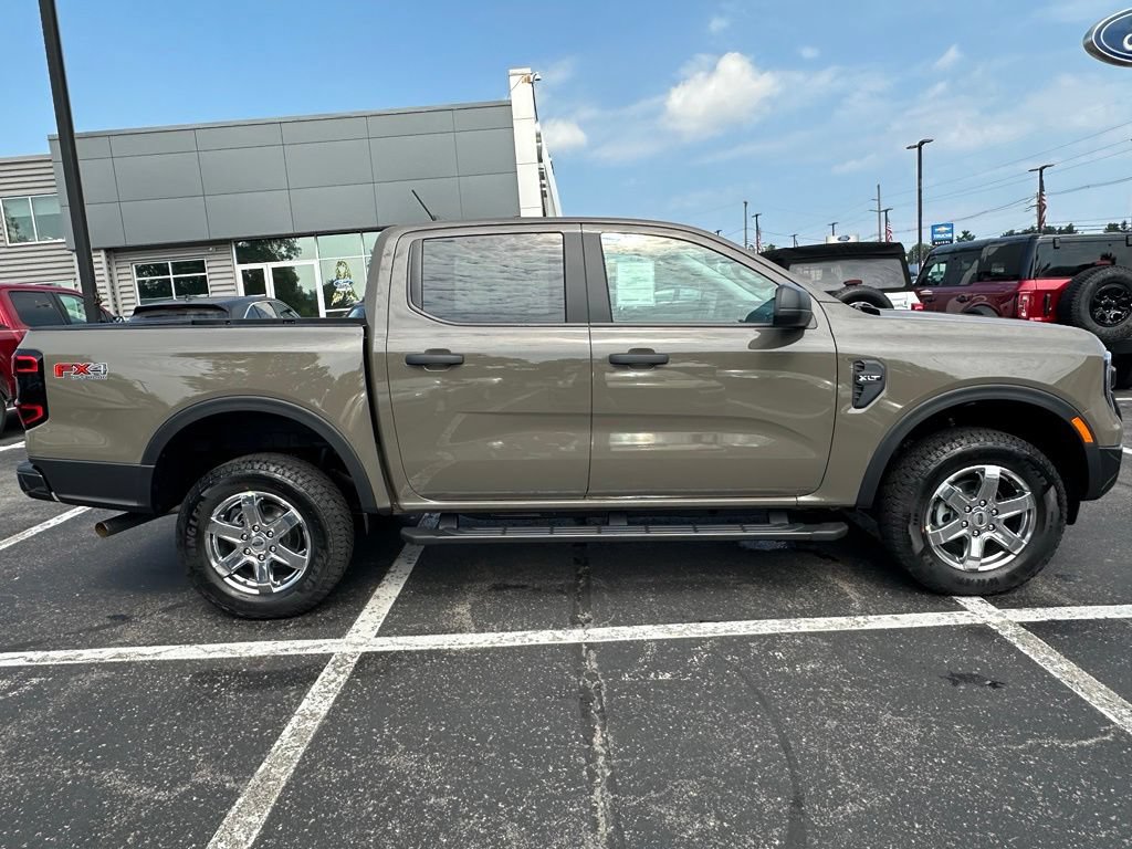 New 2026 Ford Ranger XLT w/ Equipment Group 301A High AWD/4WD image 4