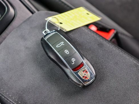 Used 2019 Porsche 911 Carrera GTS image 52