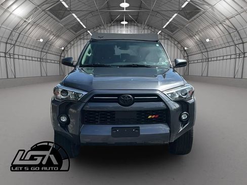 Used 2021 Toyota 4Runner SR5 AWD/4WD image 2
