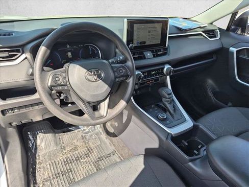 Certified 2025 Toyota RAV4 XLE w/ Convenience Package AWD/4WD image 10