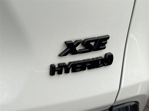 Used 2021 Toyota RAV4 XSE image 22