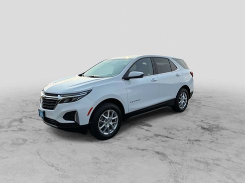 Used 2022 Chevrolet Equinox LT AWD/4WD image 4