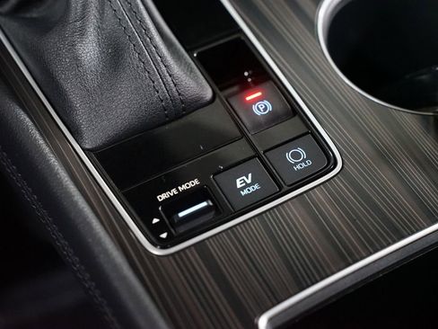 Certified 2023 Toyota Sienna Limited image 22