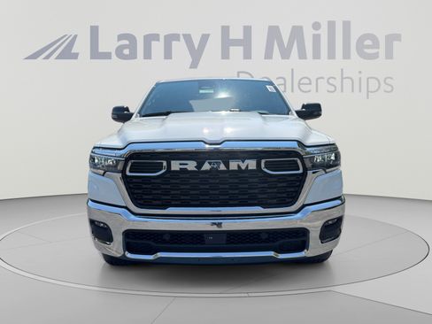 New 2026 RAM 1500 Big Horn AWD/4WD image 8