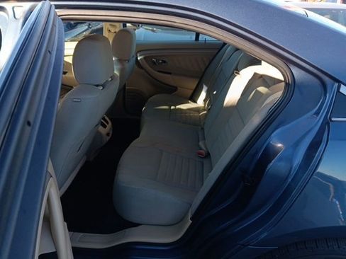 Used 2019 Ford Taurus SE image 23