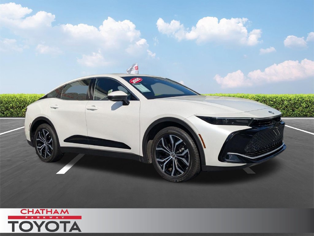 Certified 2025 Toyota Crown AWD/4WD image 1
