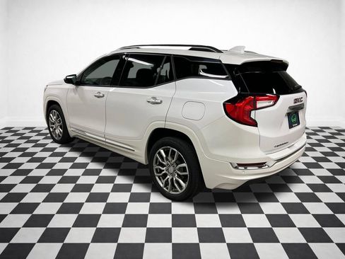 Certified 2024 GMC Terrain Denali w/ Denali Premium Package AWD/4WD image 7
