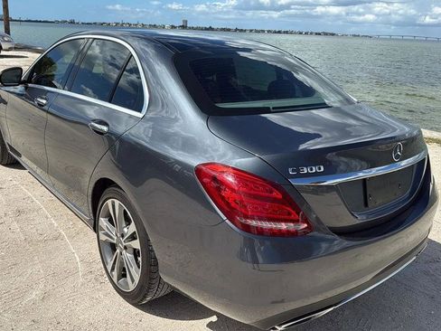 Used 2015 Mercedes-Benz C 300 Sedan image 7