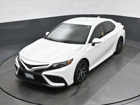 Used 2023 Toyota Camry SE FWD image 55