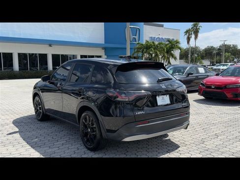 Certified 2024 Honda HR-V Sport image 9