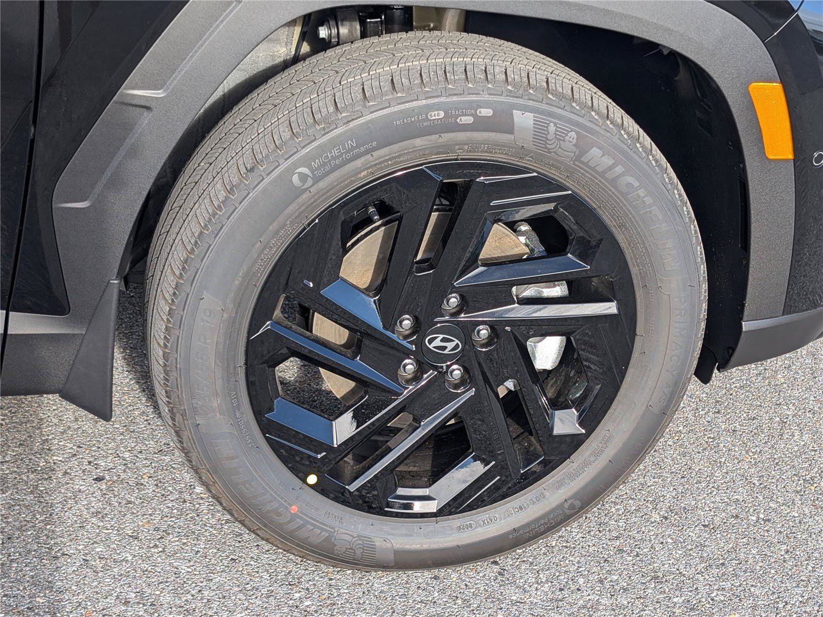 New 2026 Hyundai Tucson Limited AWD/4WD image 8