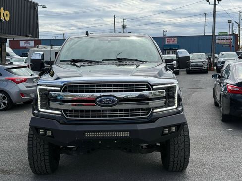 Used 2018 Ford F150 Lariat w/ Equipment Group 502A Luxury AWD/4WD image 5