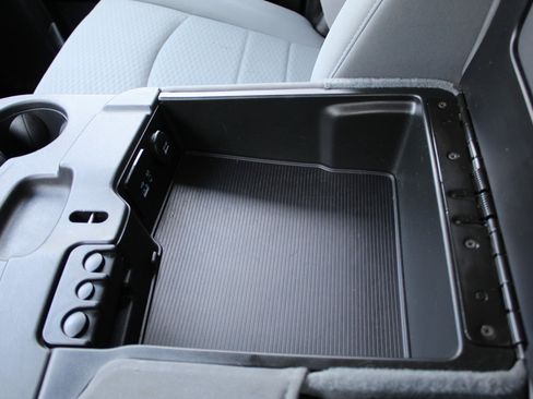 Used 2013 RAM 1500 Express AWD/4WD image 36