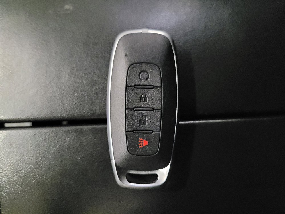 Used 2021 Nissan Rogue SV FWD image 32