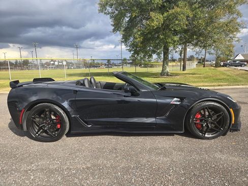 Used 2016 Chevrolet Corvette Z06 w/ 3LZ Preferred Equipment Group image 14