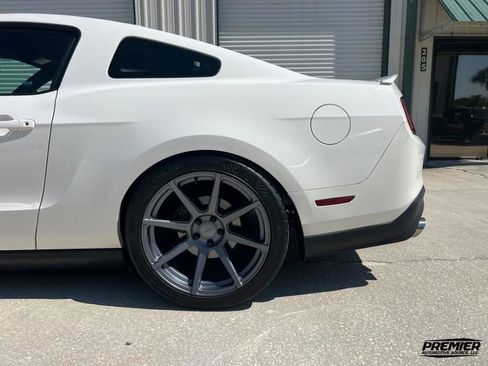 Used 2012 Ford Mustang GT Premium w/ Brembo Brake Pkg RWD image 28