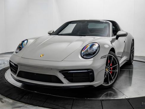 Used 2022 Porsche 911 Targa 4S AWD/4WD image 6