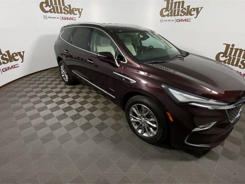 Used 2022 Buick Enclave Avenir w/ Avenir Technology Package image 2