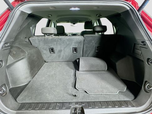 Used 2019 Chevrolet Equinox LT FWD image 28