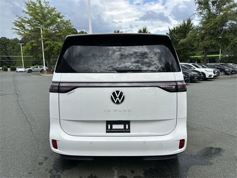 New 2025 Volkswagen ID. Buzz Pro S image 4