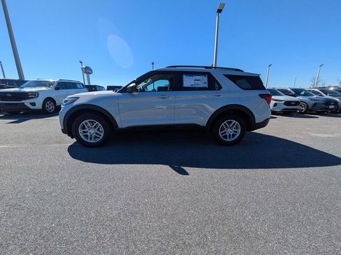 New 2026 Ford Explorer Active AWD/4WD image 6