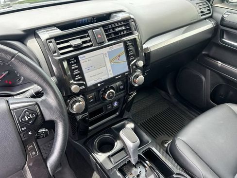 Used 2023 Toyota 4Runner TRD Off-Road Premium w/ Moonroof Package AWD/4WD image 31