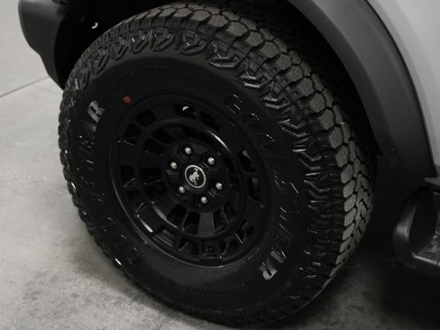 New 2026 Ford Bronco Outer Banks w/ Sasquatch Package AWD/4WD image 10