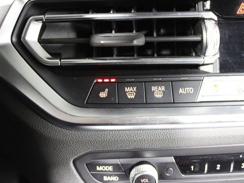 Used 2022 BMW 230i Coupe w/ Convenience Package image 9