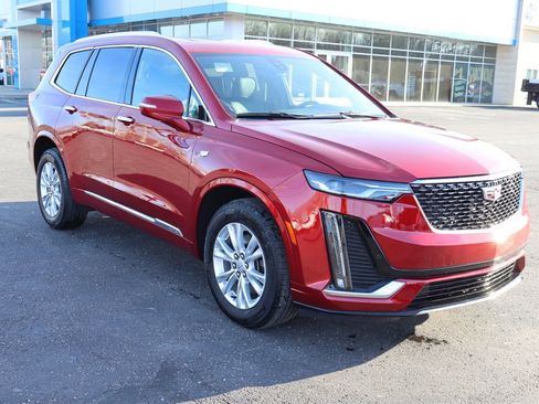 Used 2024 Cadillac XT6 Luxury w/ LPO, Floor Liner Package AWD/4WD image 2
