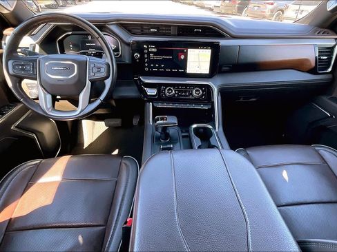 Used 2023 GMC Sierra 1500 Denali w/ Denali Reserve Package image 15