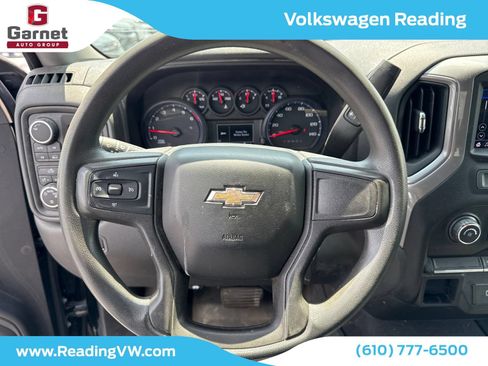Used 2020 Chevrolet Silverado 1500 Custom w/ Custom Value Package AWD/4WD image 15