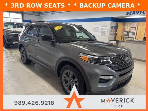 Used 2023 Ford Explorer XLT w/ Equipment Group 202A image 1