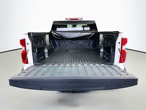 Used 2023 Chevrolet Silverado 1500 LT AWD/4WD image 10
