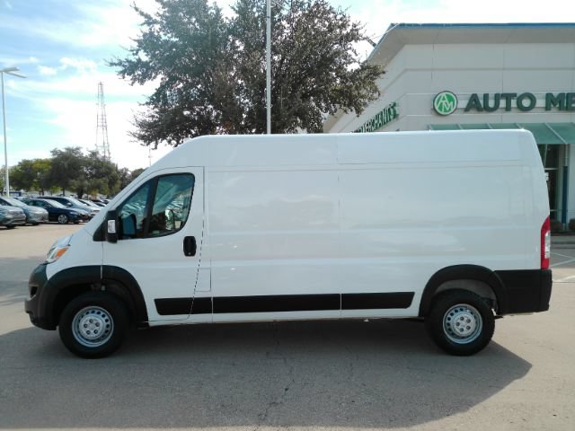 Used 2025 RAM ProMaster 2500 w/ Convenience Group FWD image 17
