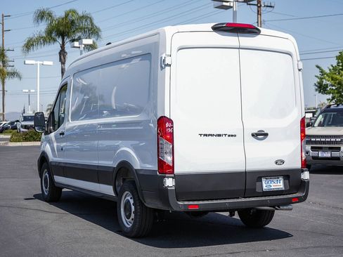 New 2026 Ford Transit 250 148 Medium Roof RWD image 8