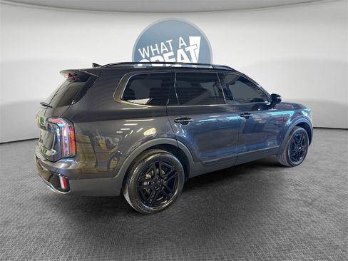 Certified 2025 Kia Telluride SX X-Line image 3