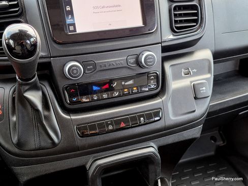 Used 2025 RAM ProMaster 2500 w/ Convenience Group FWD image 36