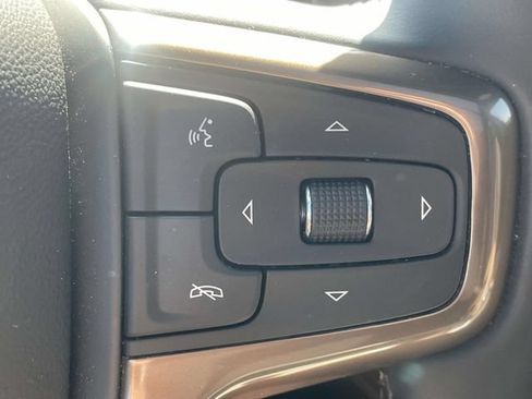 Used 2024 Chevrolet Tahoe High Country AWD/4WD image 25