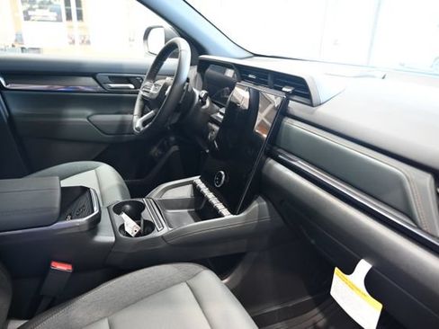 New 2026 GMC Terrain AT4 w/ LPO, Floor Liner Package AWD/4WD image 13