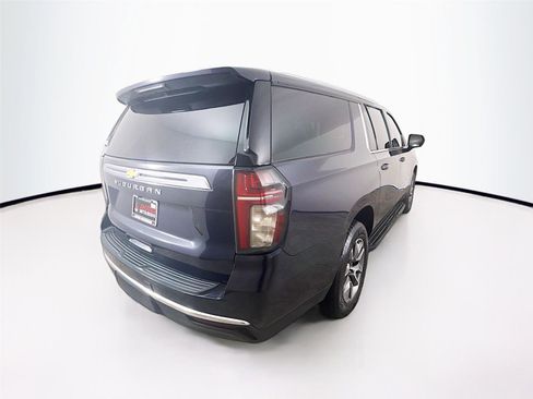 Used 2022 Chevrolet Suburban LS w/ Driver Alert Package RWD image 31