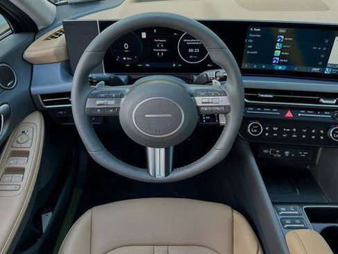 New 2025 Hyundai Sonata Limited image 17