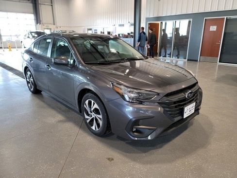 Used 2025 Subaru Legacy Premium image 1