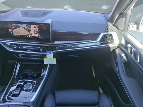 Used 2026 BMW X5 xDrive40i w/ Premium Package AWD/4WD image 29