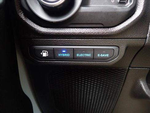 Used 2024 Jeep Wrangler Unlimited w/ Technology Group AWD/4WD image 23