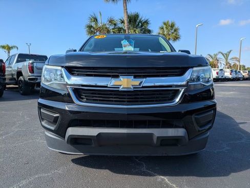 Used 2020 Chevrolet Colorado W/T w/ WT Convenience Package RWD image 9