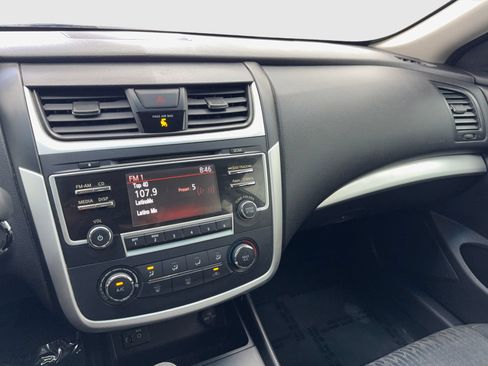 Used 2016 Nissan Altima 2.5 S w/ Power Driver Seat Package FWD image 23