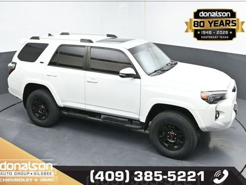 Used 2022 Toyota 4Runner SR5 Premium AWD/4WD image 18