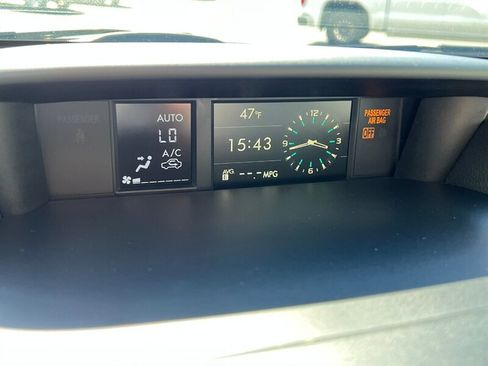 Used 2018 Subaru Forester 2.5i Premium image 33